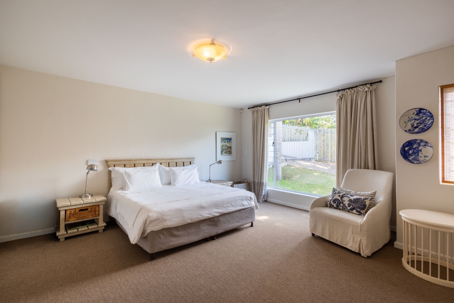 6 Bedroom Property for Sale in Lower Robberg Western Cape